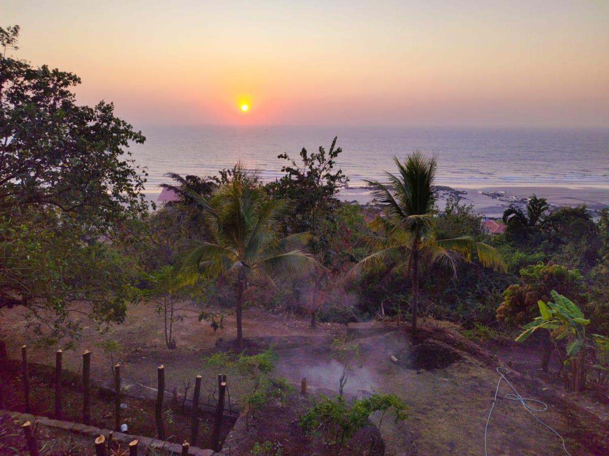 Villa Infinity By The Sea Murud  Eksteriør bilde