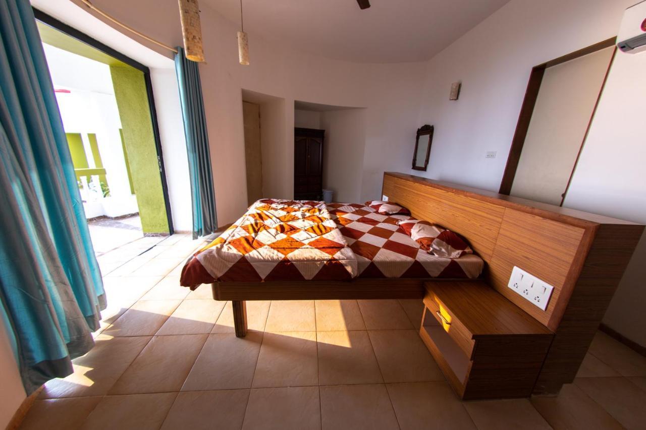 Villa Infinity By The Sea Murud  Eksteriør bilde